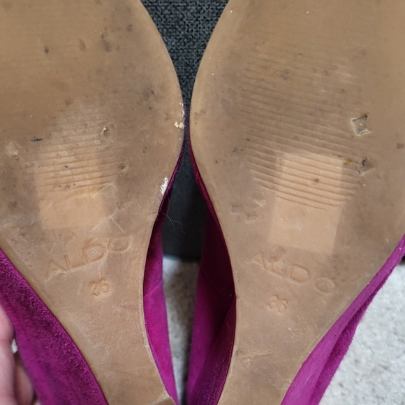 Aldo Pink Wedge Pumps with Suede Finish - Size 36 US 5.5 - Picture 4 of 4